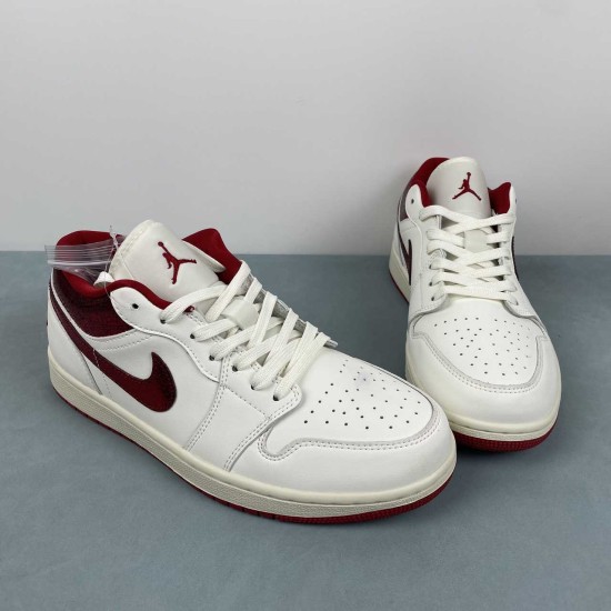 Air Jordan 1 Low 