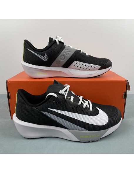 Air Zoom Rival Fly 4
