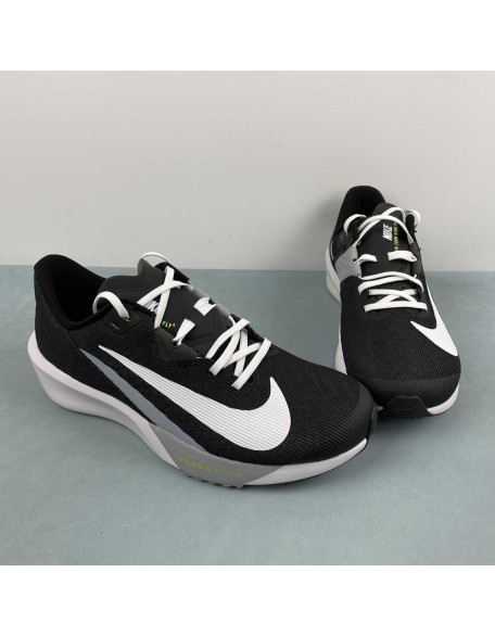 Air Zoom Rival Fly 4