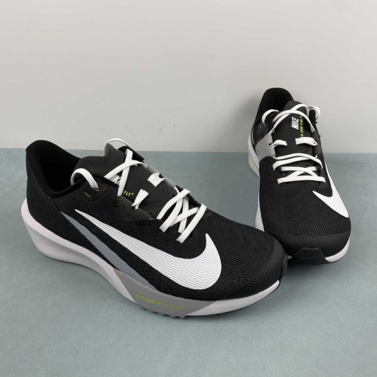 Air Zoom Rival Fly 4
