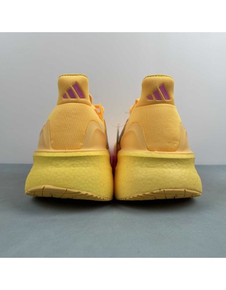 Adidas Ultra Boost 5