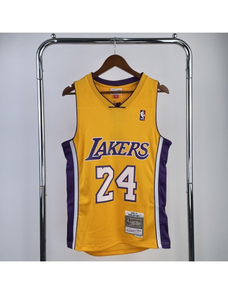 Bryant 24 Los Angeles Lakers