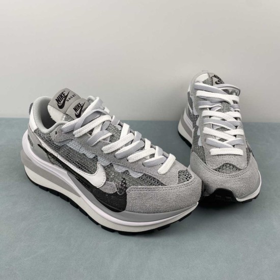 Nike Ldwaffle / Sacai 