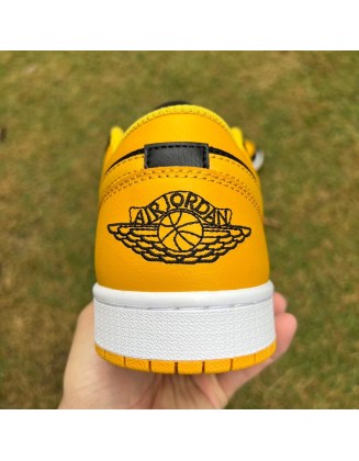 Air Jordan 1 Low 