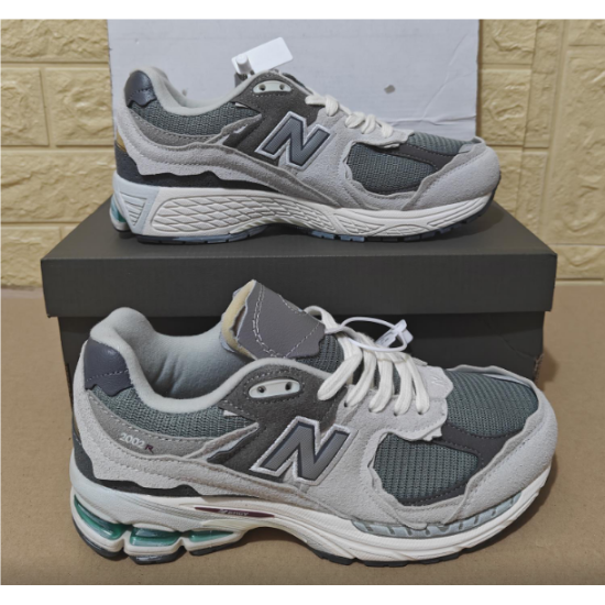 New Balance 2002R