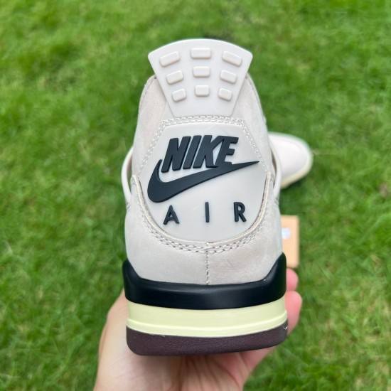 Air Jordan 4 Retro