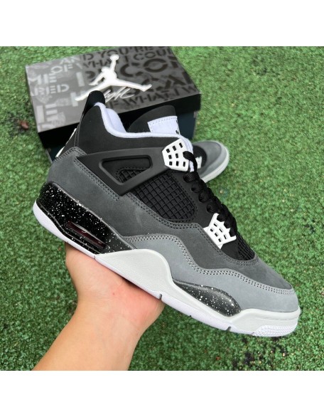 Air Jordan 4