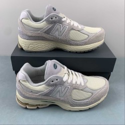 New Balance 2002R