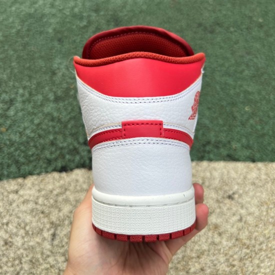 Air Jordan 1 Mid