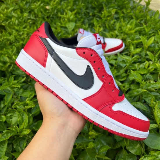 Air Jordan 1 Low 