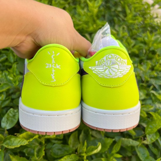 Tracis Scott x Air Jordan 1 