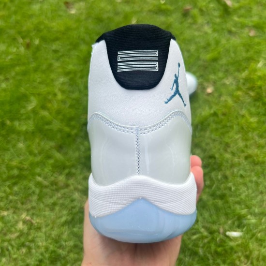 Air Jordan 11 