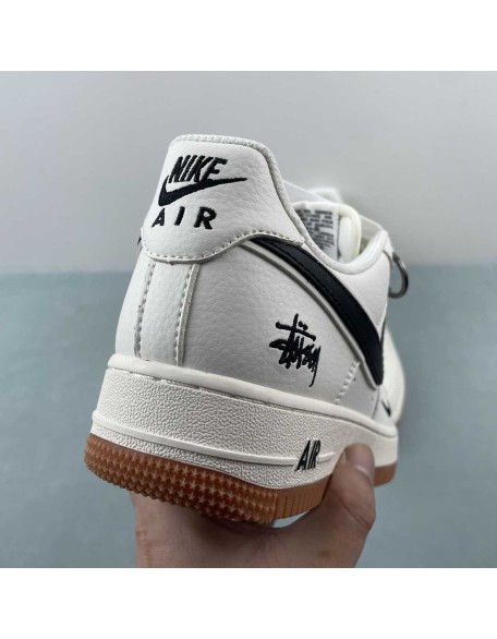 Nike Air Force 1 Low