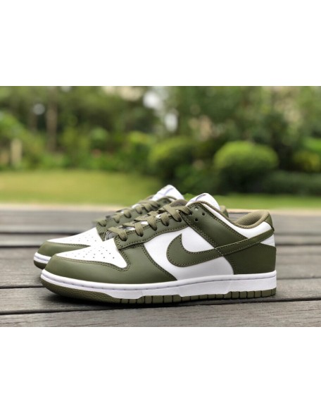 Nike Dunk Low Retro