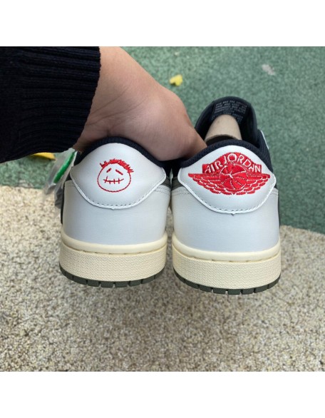 Travis Scott x Air Jordan 1 Low