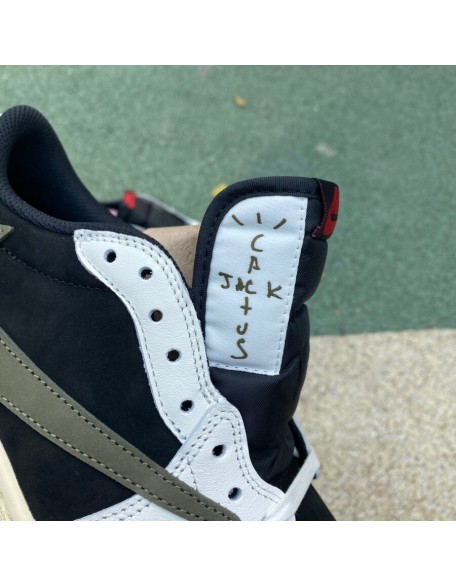 Travis Scott x Air Jordan 1 Low