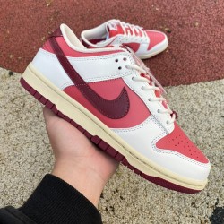 Nike SB Dunk Low 