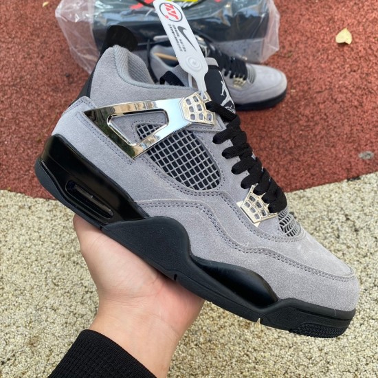 Air Jordan 4 RETRO