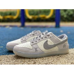 Nike SB Dunk Low Pro