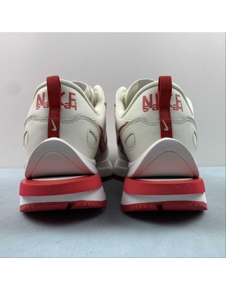 Nike Ldwaffle / Sacai 