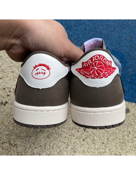 Travis Scott x Air Jordan 1 Low