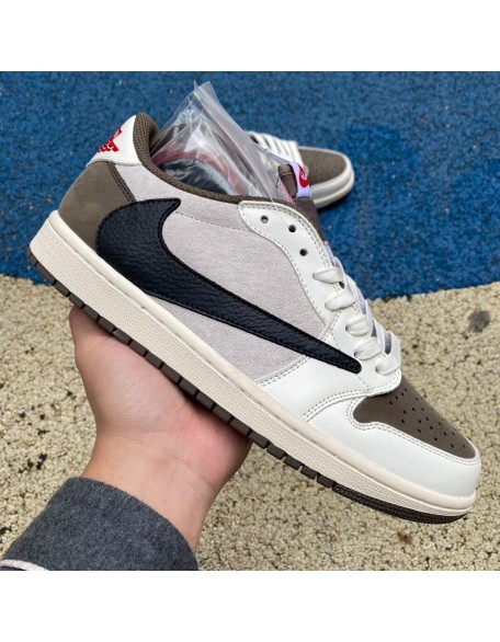 Travis Scott x Air Jordan 1 Low