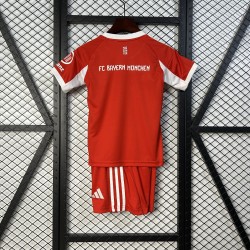Maillot Bayern Munich Domicile 25/26 Enfant