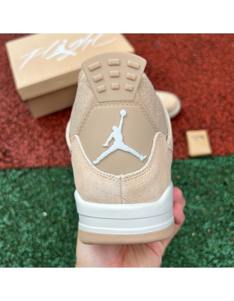 Air Jordan 4
