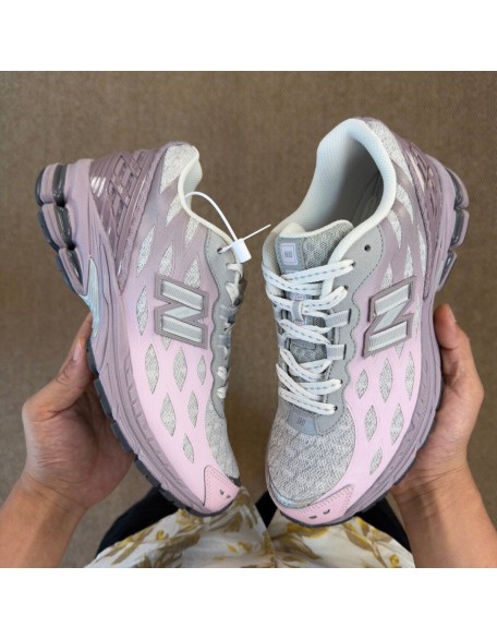 New Balance 1906