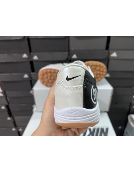 NIKE T90 TF