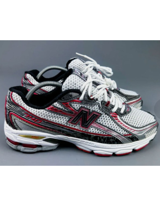 New Balance 740