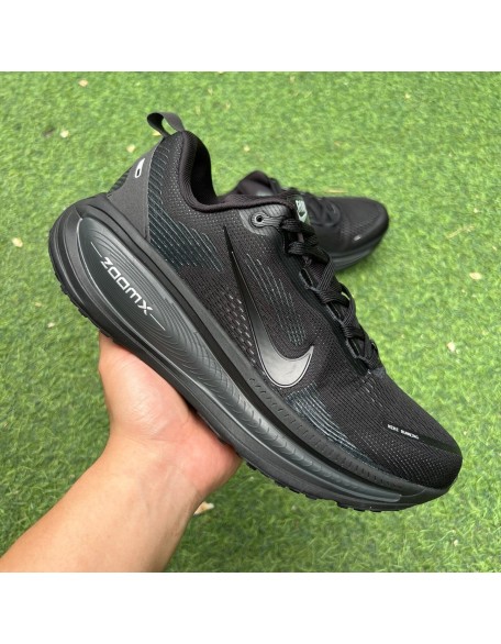 Nike Zoom Vomero 18