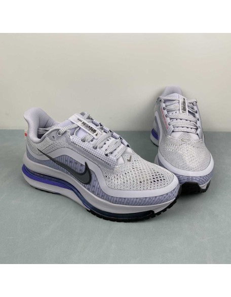 NIKE Pegasus Premium