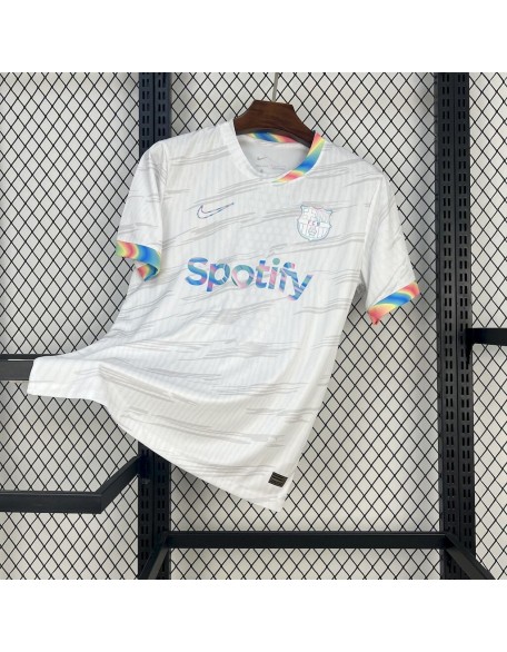 25/26 Barcelone Édition Spéciale 25/26 Barcelone Édition Spéciale