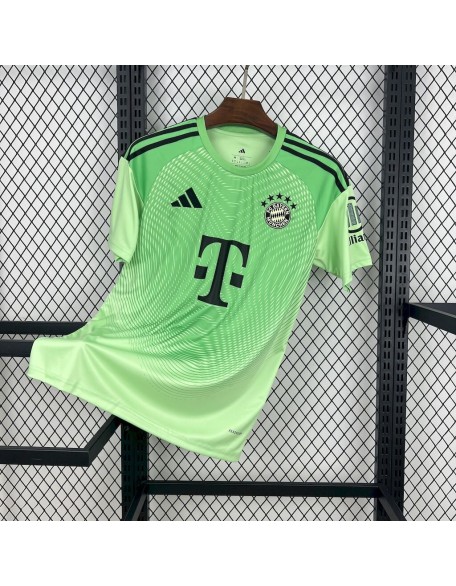 Maillot de gardien de but du Bayern Munich 2025/26 Maillot de gardien de but du Bayern Munich 2025/26