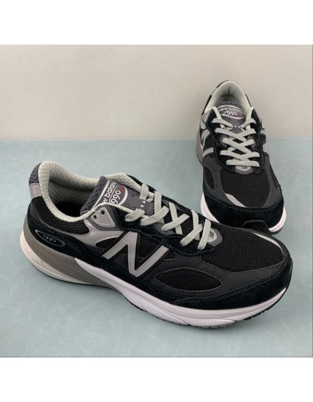 New Balance 990