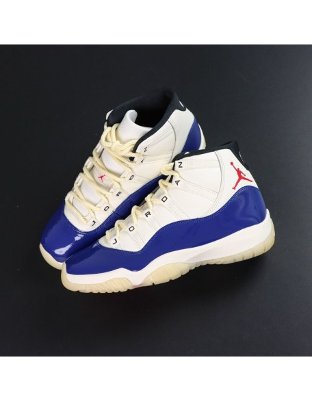 Air Jordan 11