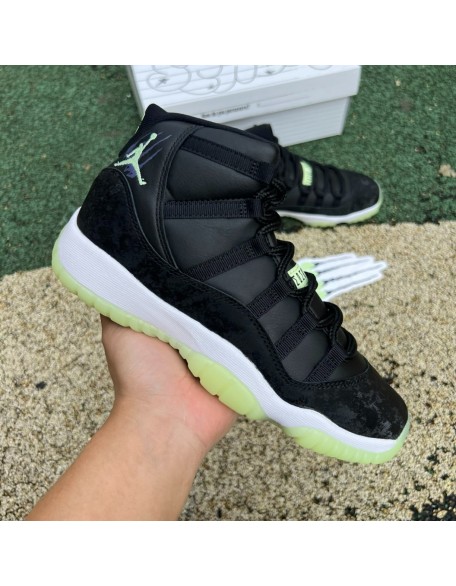Air Jordan 11