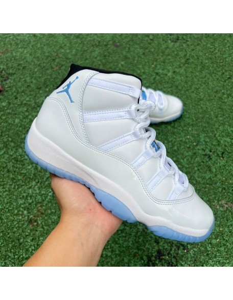 Air Jordan 11