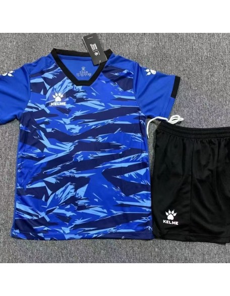 maillots + shorts + chaussettes maillots + shorts + chaussettes