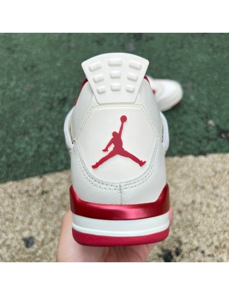 Air Jordan 4 
