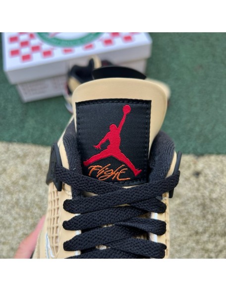 Air Jordan 4 Retro 