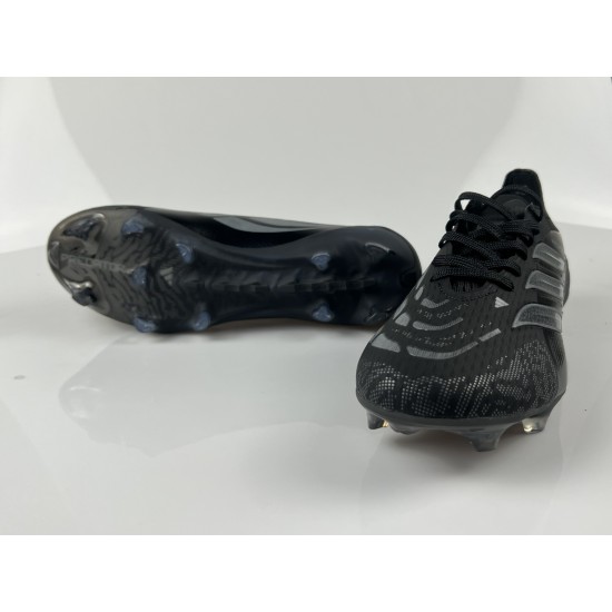 PREDATOR ACCURACY FG BOOTS