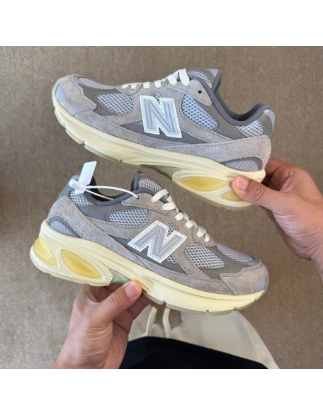 New Balance 2010
