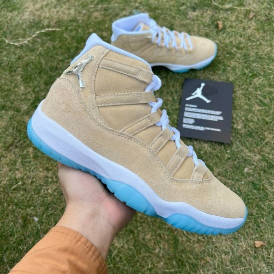 Air Jordan 11