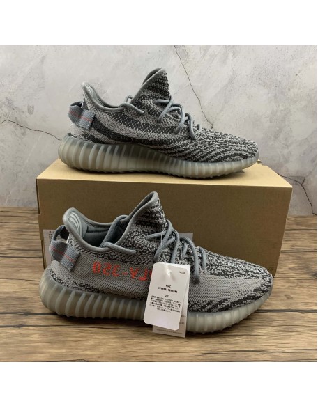 Yeezy 350 - 025
