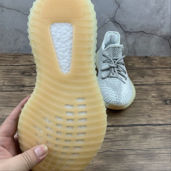 Yeezy Boost 350 V2 