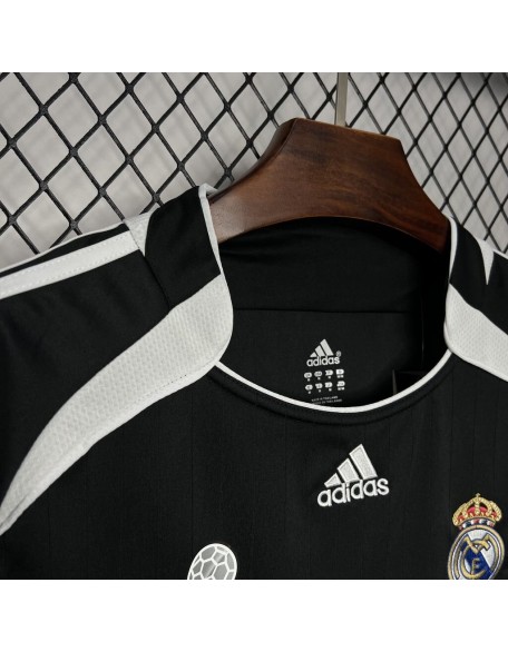 Maillot Real Madrid 06/07 Retro Maillot Real Madrid 06/07 Retro